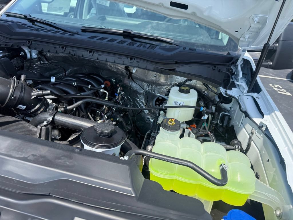 New 2026 Ford F550 2WD Regular Cab Super Duty image 48