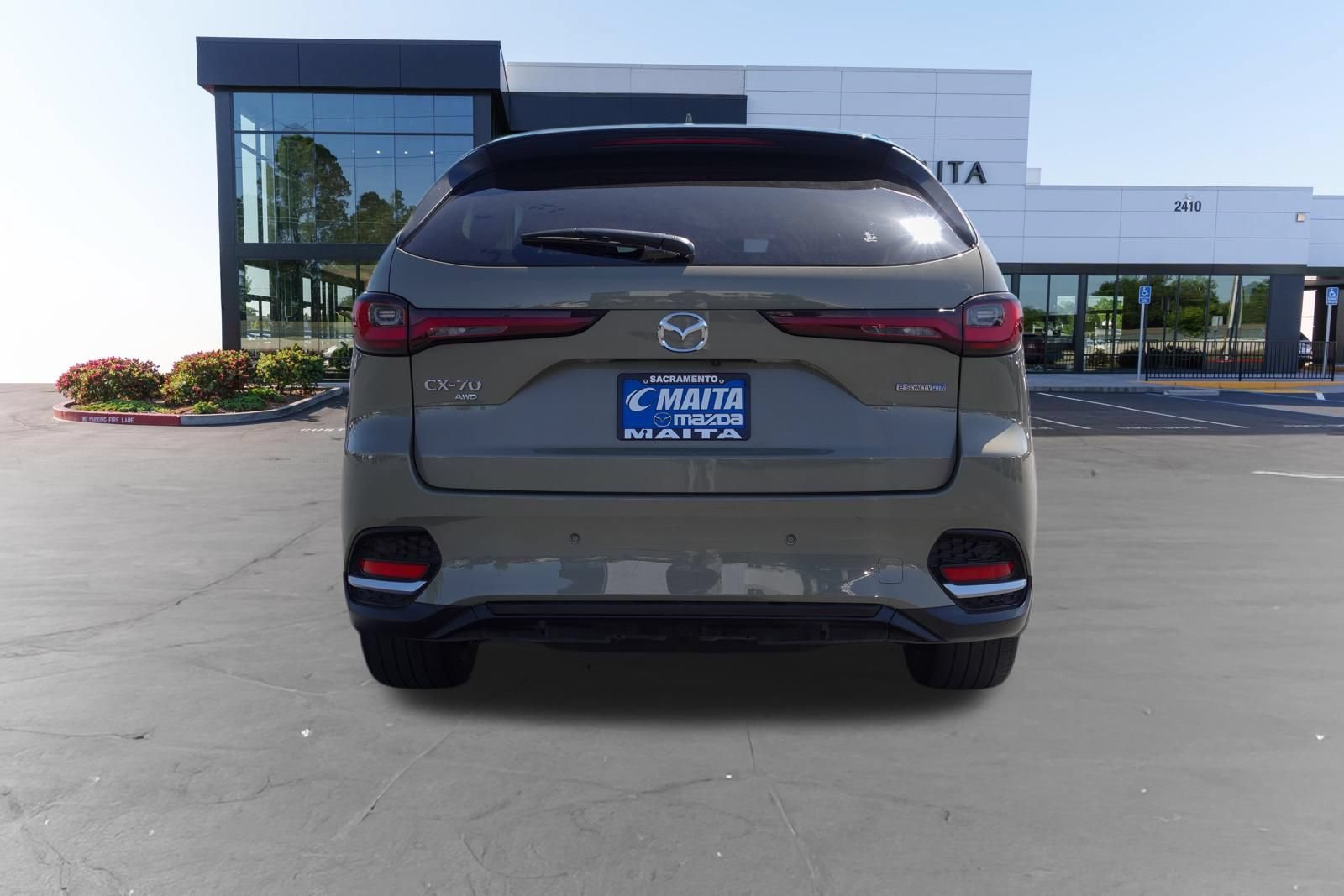 Certified 2025 MAZDA CX-70 Plug-In Hybrid w/ Premium Plus AWD/4WD image 5