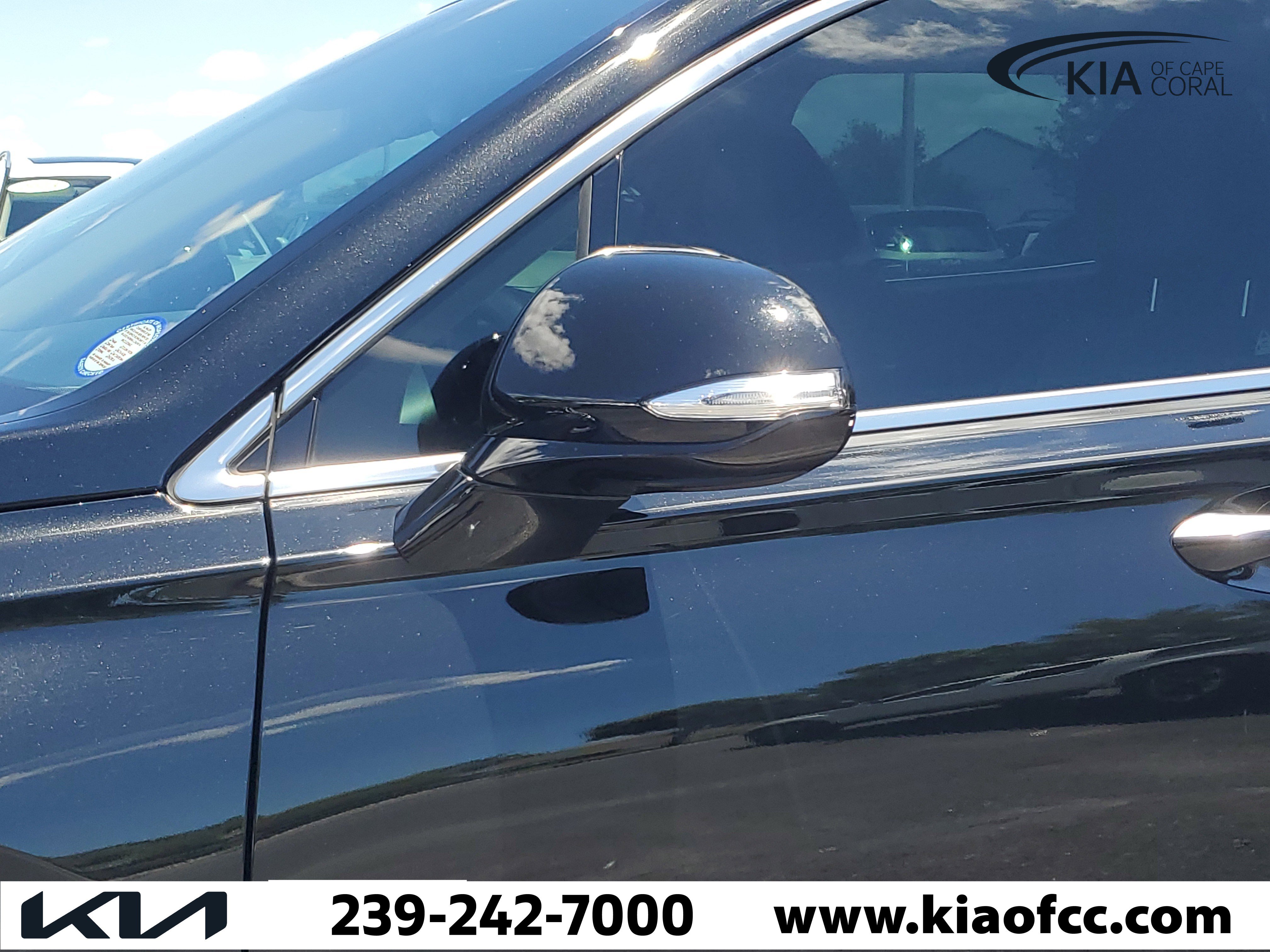 Used 2023 Hyundai Santa Fe SEL FWD image 6