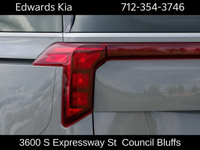 New 2026 Kia Carnival EX FWD image 13