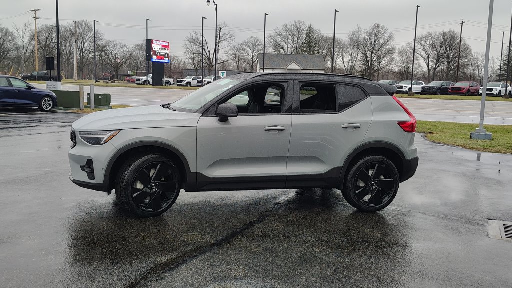 New 2026 Volvo XC40 B5 Ultra w/ Climate Package AWD/4WD image 5
