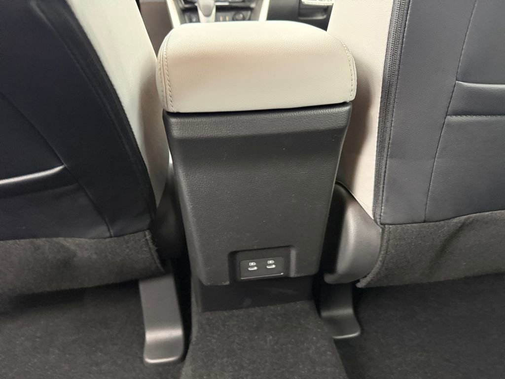 New 2026 Mitsubishi Eclipse Cross SEL image 28