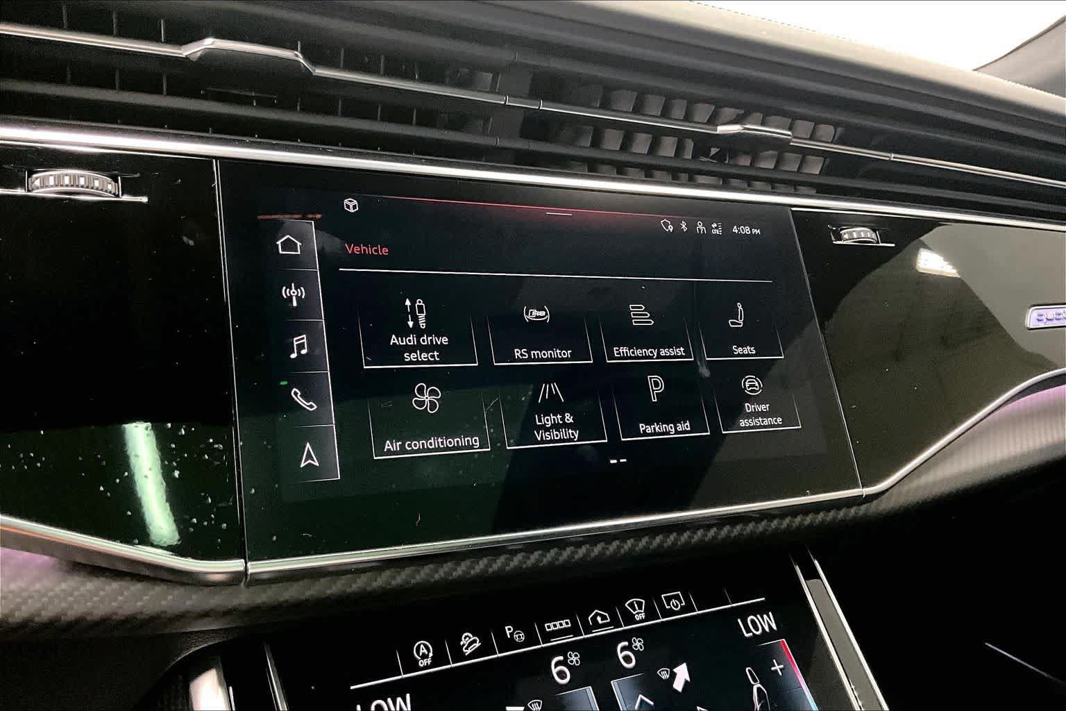 Used 2024 Audi RS Q8 AWD/4WD image 33