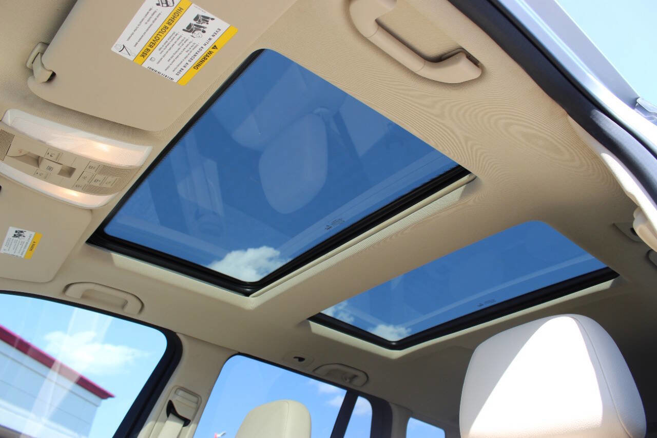 Used 2015 Mercedes-Benz GLK 350 2WD image 22