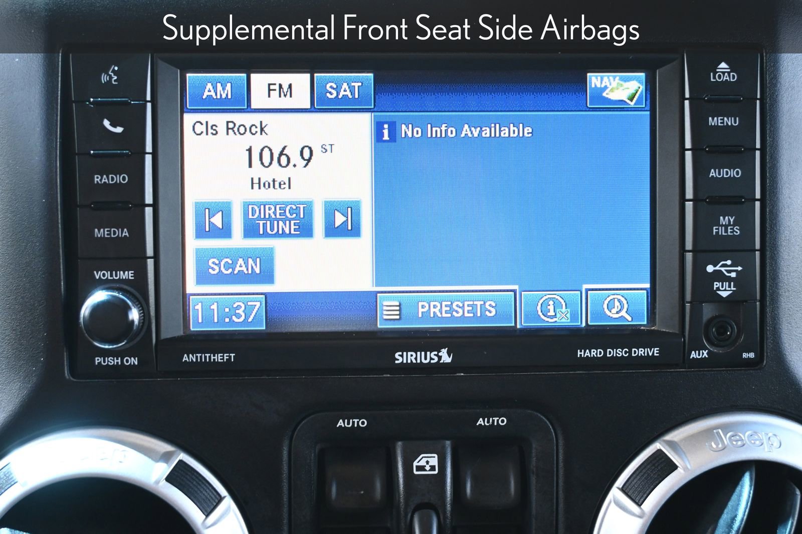 Used 2012 Jeep Wrangler Unlimited Rubicon image 17