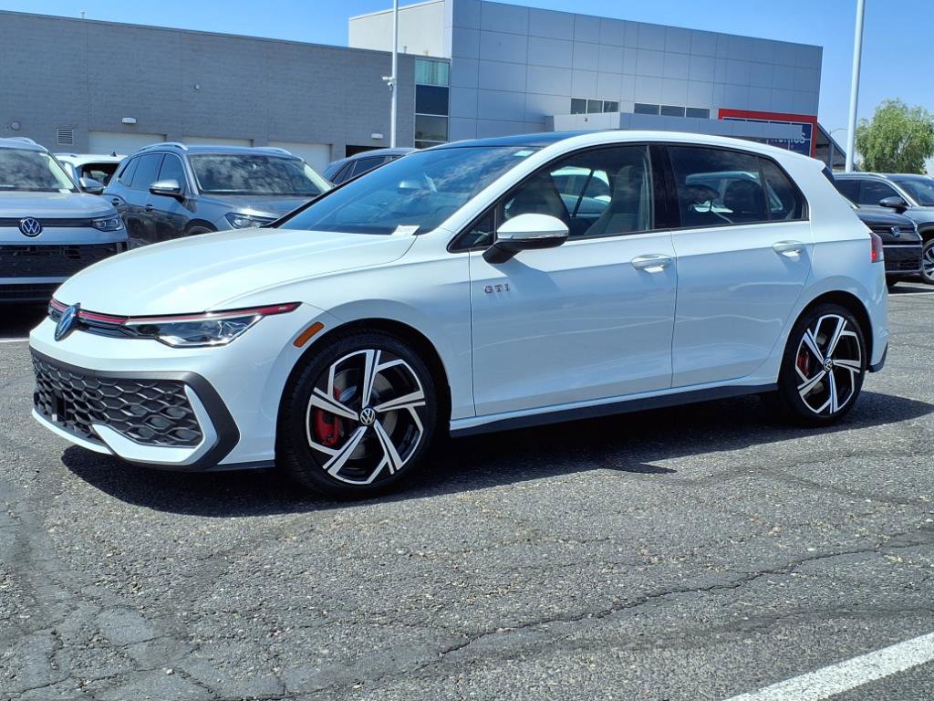 New 2025 Volkswagen GTI SE image 3