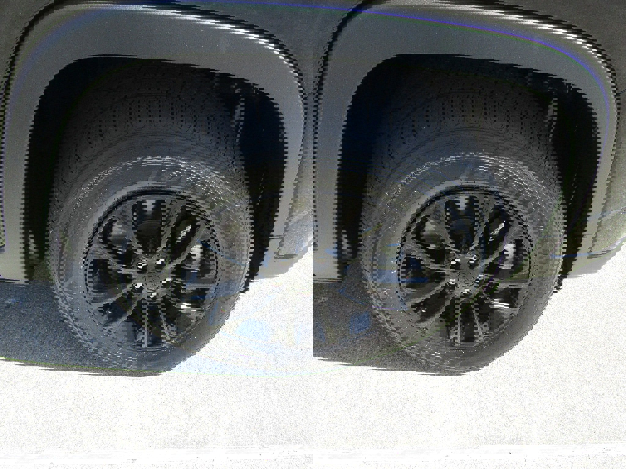 Used 2023 Jeep Cherokee Altitude Lux image 12