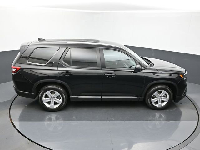 Used 2024 Honda Pilot LX image 18