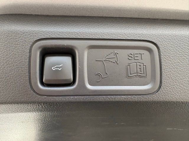 Used 2024 Ford Expedition Limited image 52