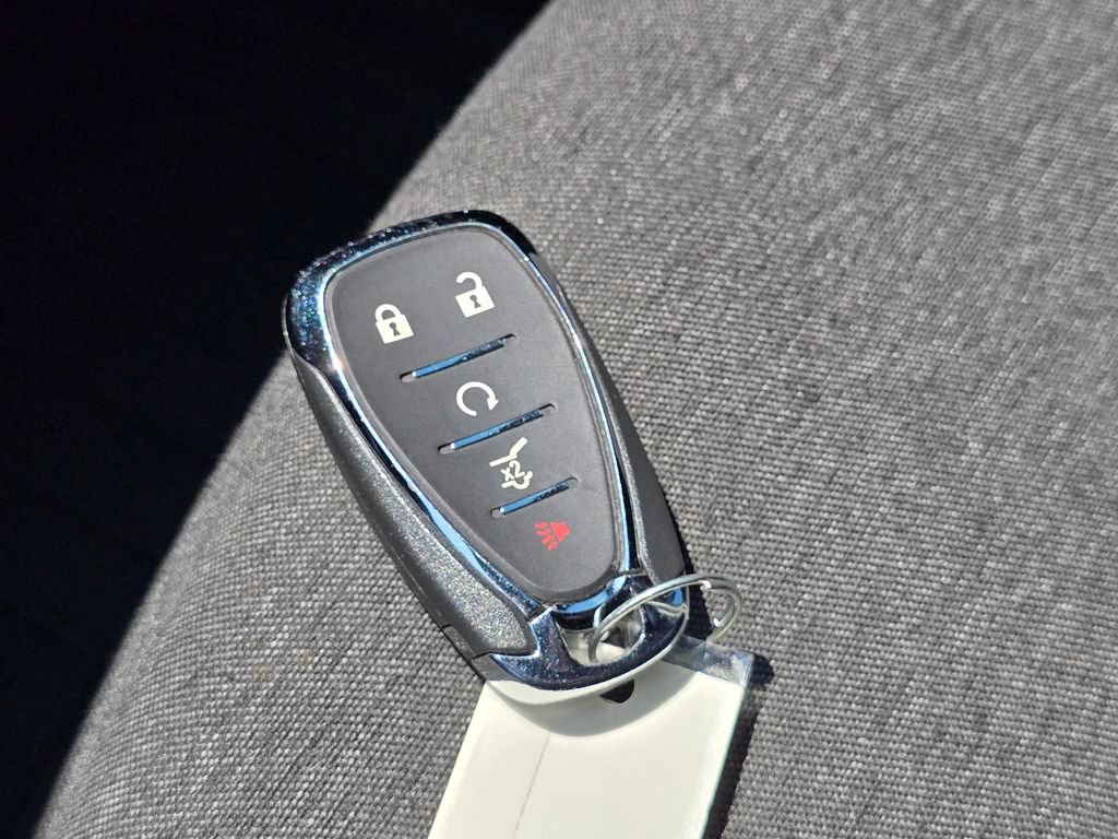 Used 2023 Chevrolet Equinox LT FWD image 32