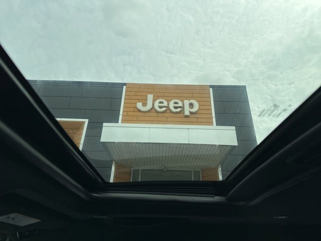 Used 2022 Dodge Challenger SRT Hellcat image 33