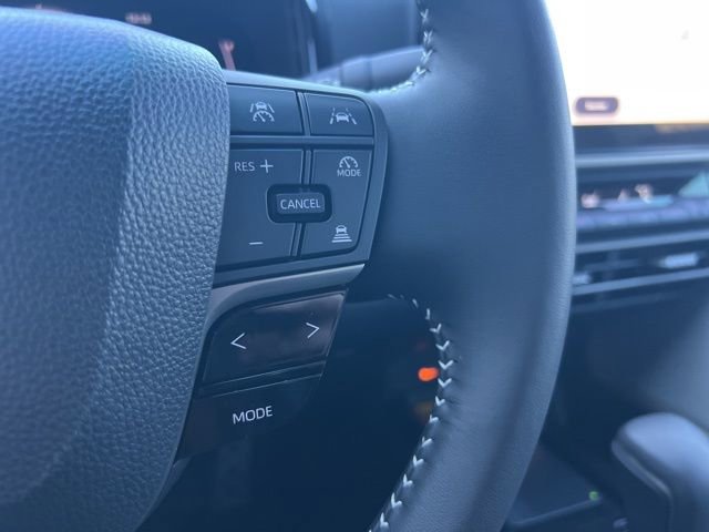 Used 2026 Toyota Camry SE image 17