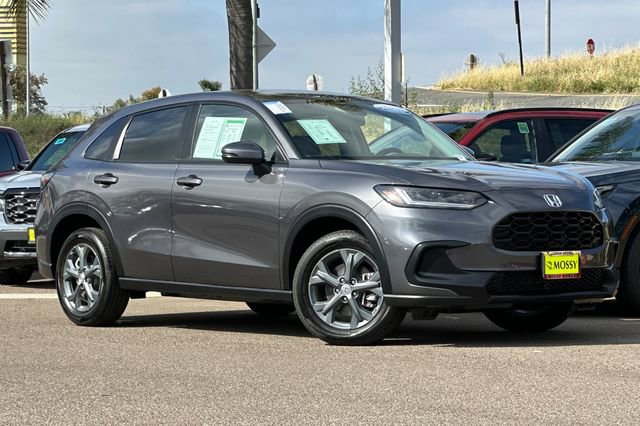 Certified 2026 Honda HR-V LX image 3