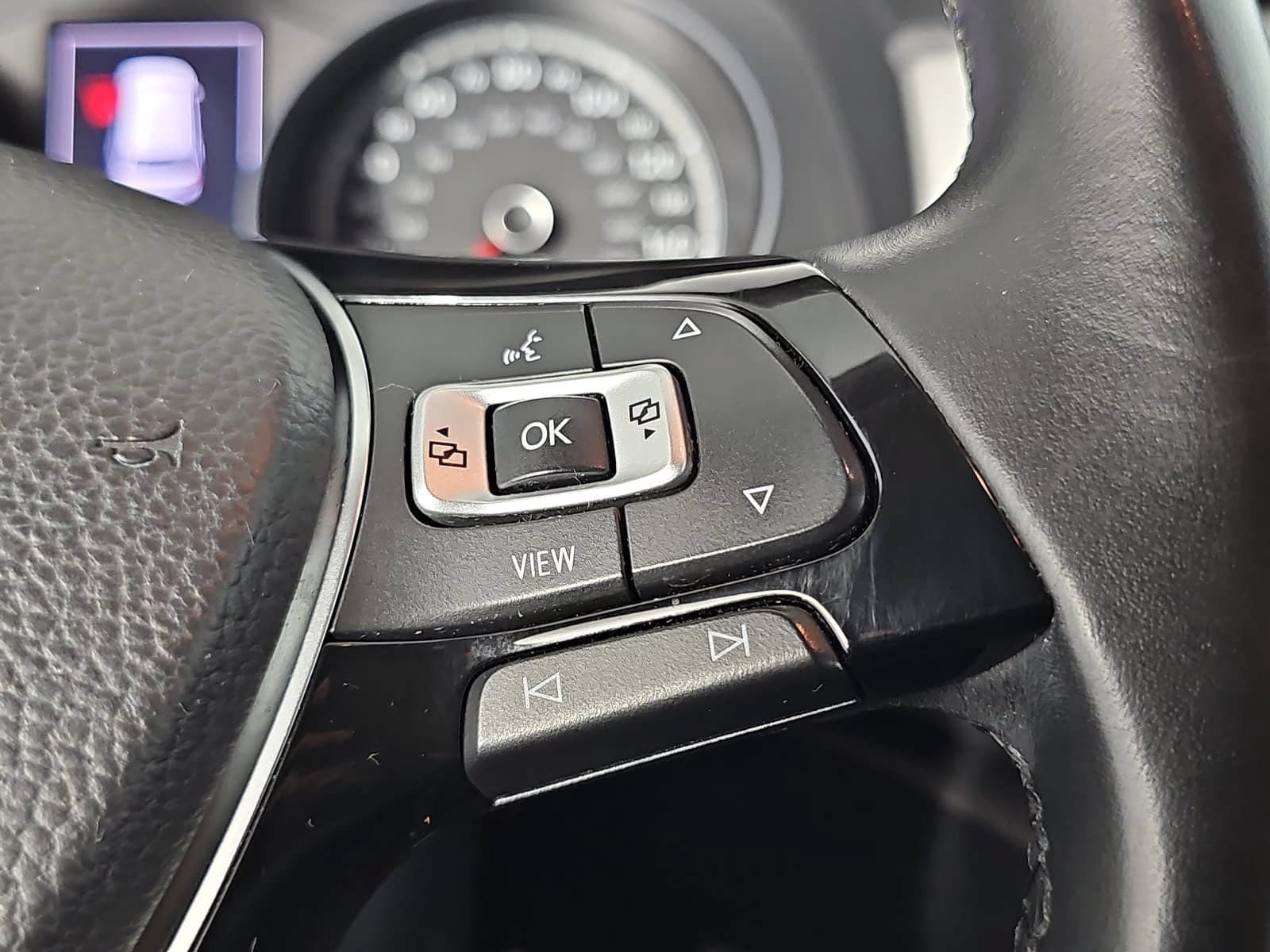 Used 2019 Volkswagen Atlas SE FWD image 18