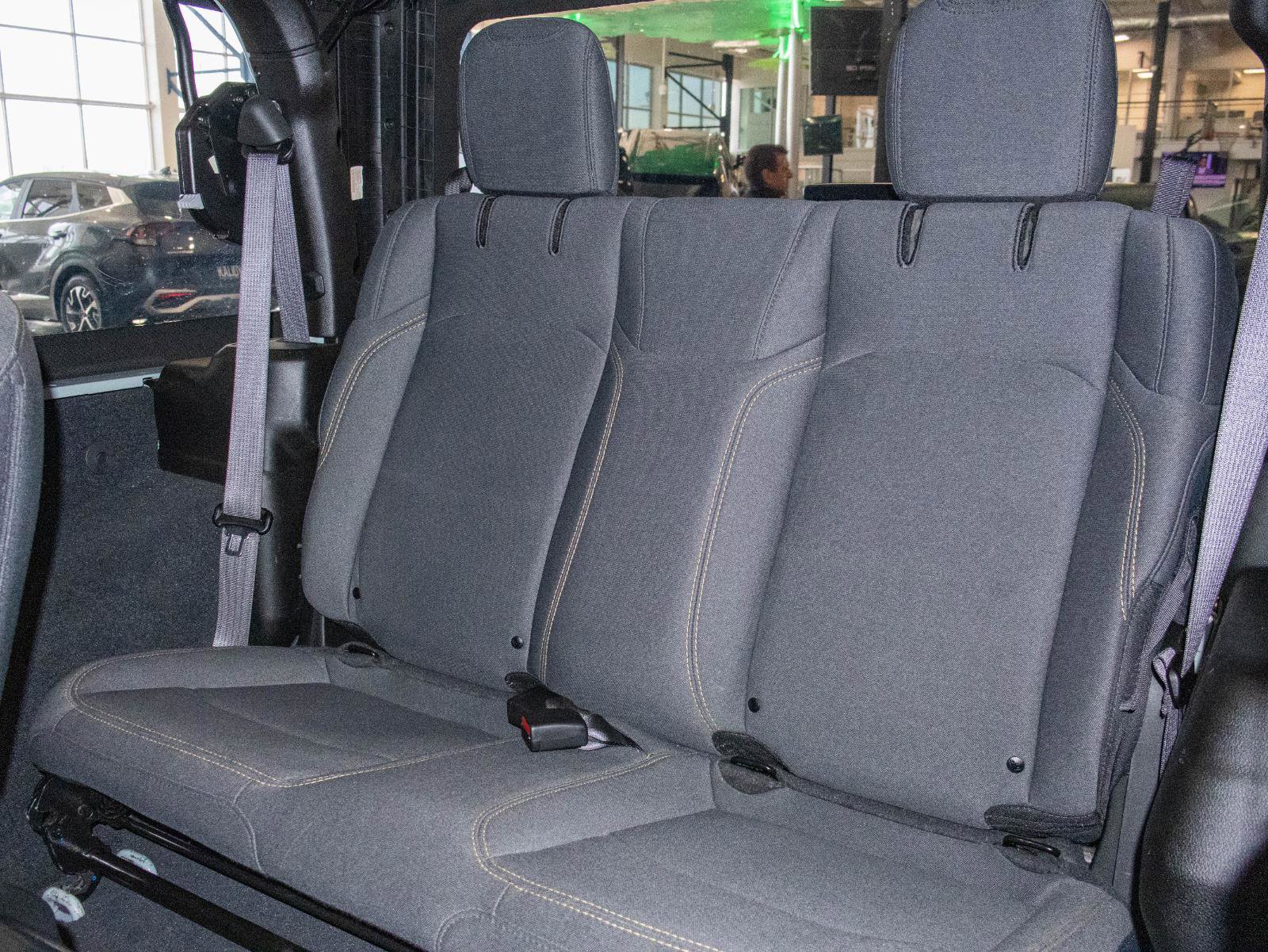 Used 2024 Jeep Wrangler Sport S image 12