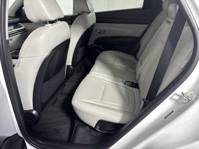 Used 2025 Hyundai Tucson Limited AWD/4WD image 23