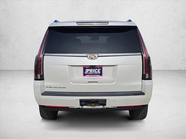 Used 2019 Cadillac Escalade Platinum image 7