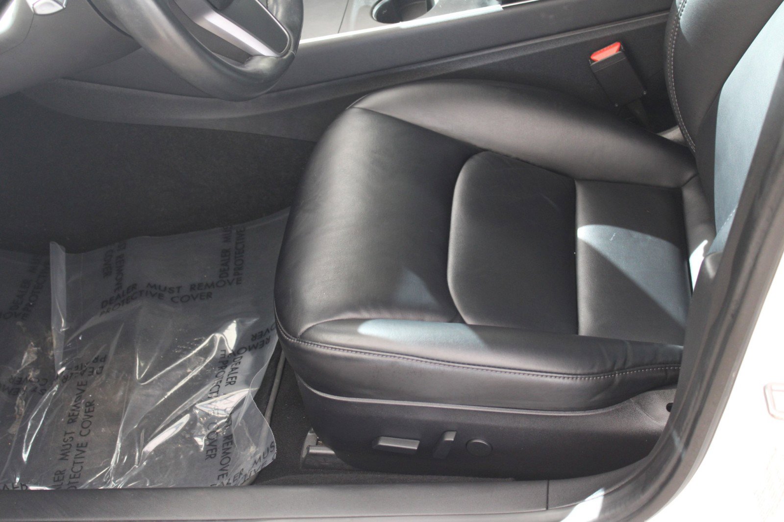 Used 2018 Tesla Model 3 Long Range image 16