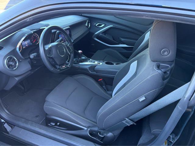 Used 2024 Chevrolet Camaro LT w/ Technology Package RWD image 13