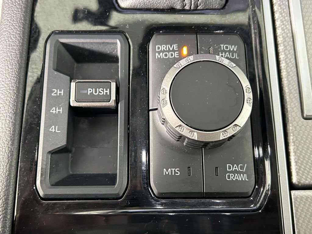 Used 2024 Toyota Sequoia Limited image 26