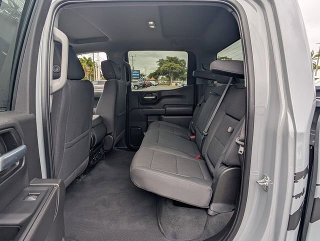 Used 2025 Chevrolet Silverado 1500 Custom Trail Boss w/ LPO, Dark Essentials Package image 13