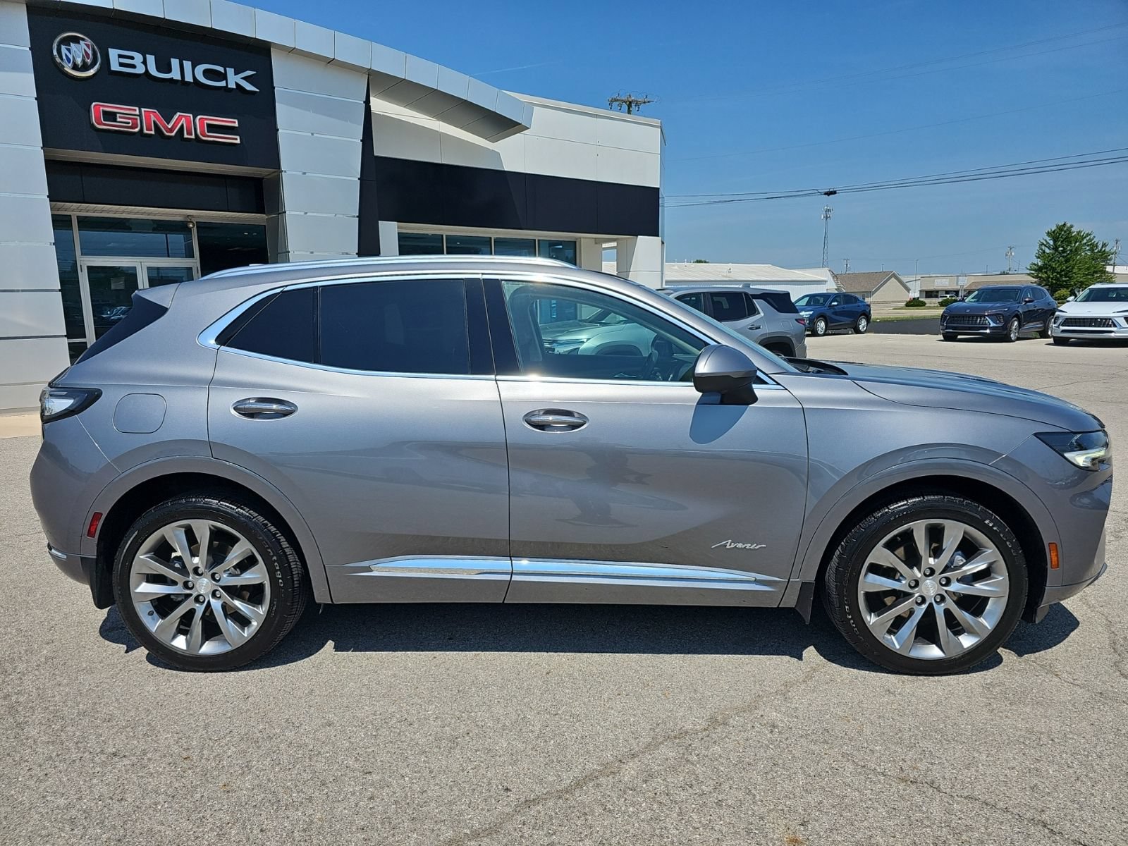 Used 2021 Buick Envision Avenir AWD/4WD image 8