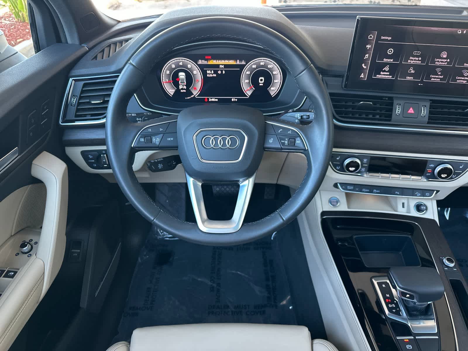 Used 2023 Audi Q5 2.0T Premium Plus w/ Premium Plus Package AWD/4WD image 14