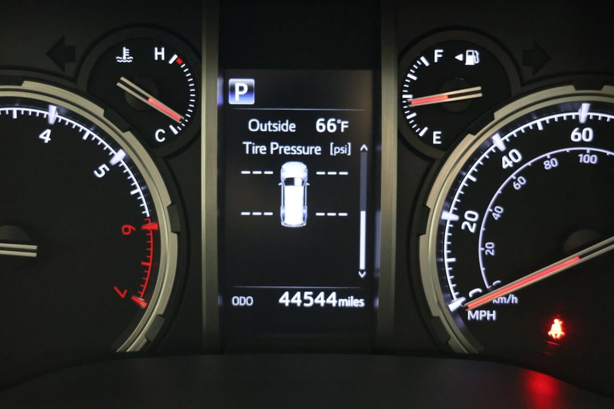 Used 2023 Toyota 4Runner TRD Off-Road Premium w/ Moonroof Package AWD/4WD image 12