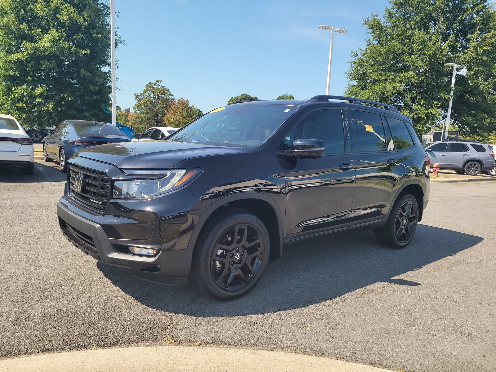 Certified 2024 Honda Passport Black Edition image 7