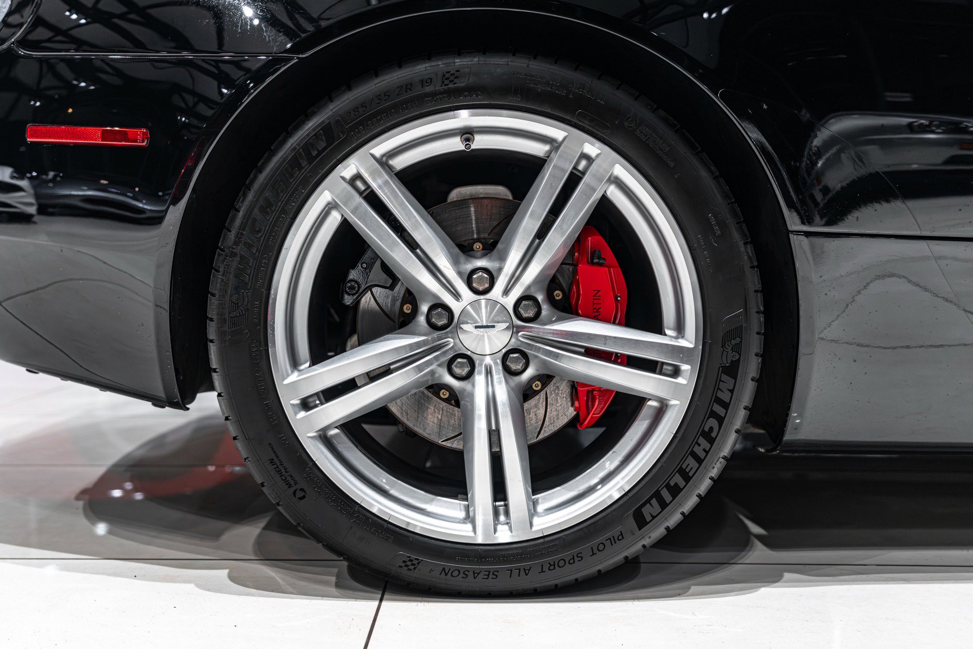 Used 2008 Aston Martin DB9 Coupe image 53