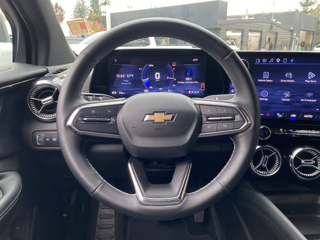 Used 2024 Chevrolet Blazer EV LT AWD/4WD image 18