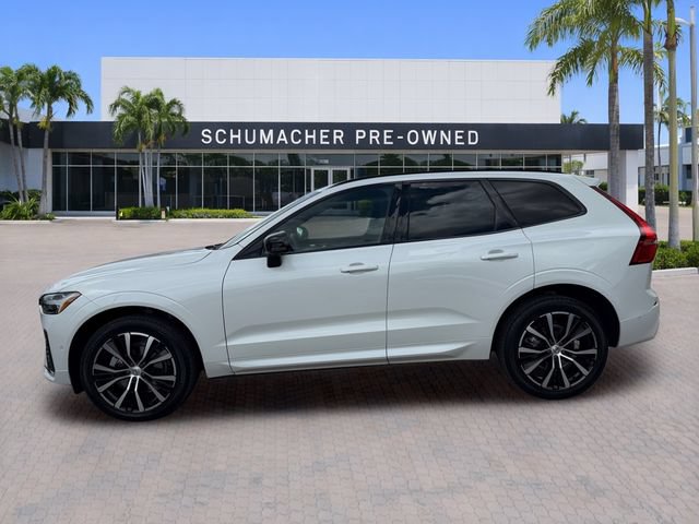 Used 2024 Volvo XC60 B5 Plus w/ Protection Package Premier AWD/4WD image 4