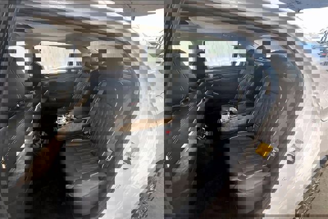 Used 2021 Genesis G90 3.3T Premium image 20