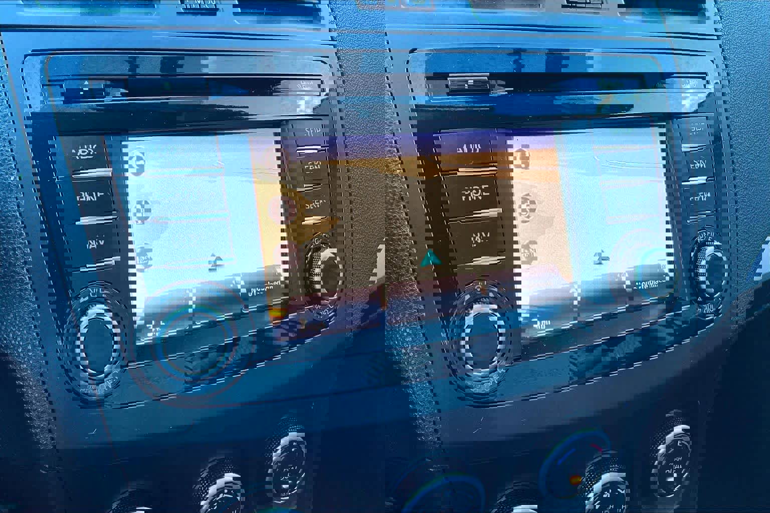 Used 2013 MAZDA MAZDA3 i Grand Touring image 32