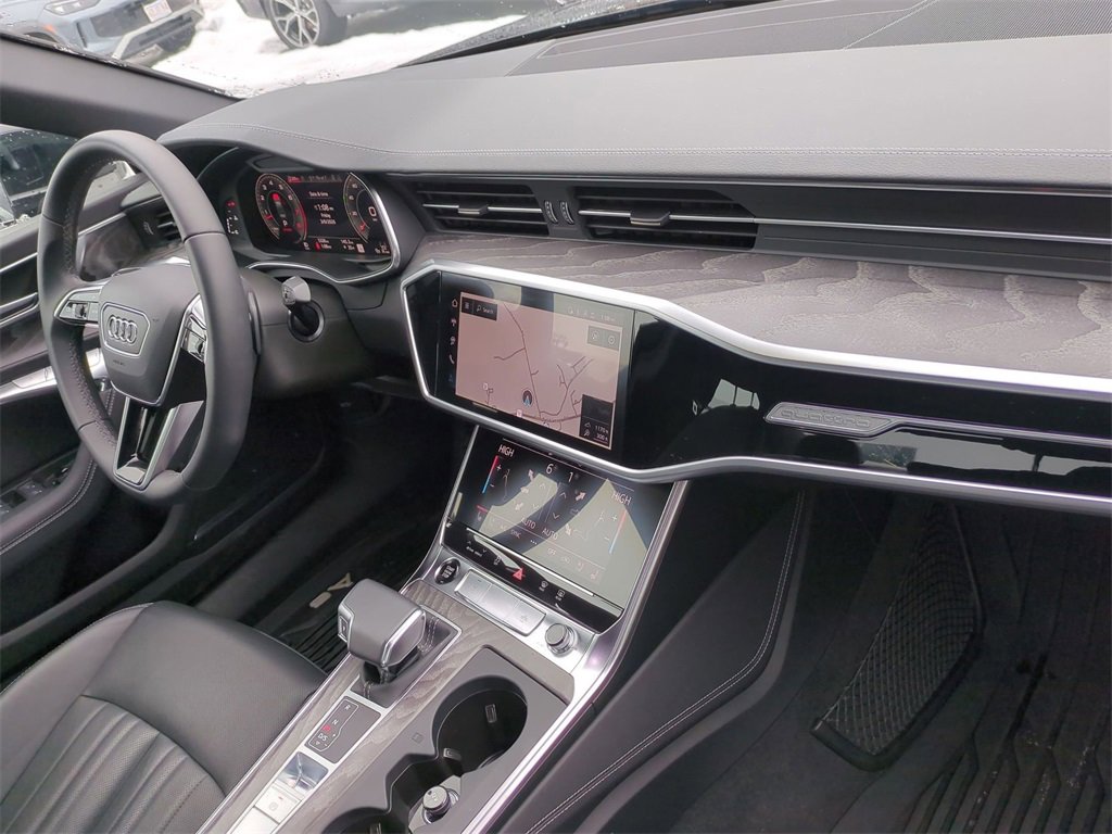 Used 2025 Audi A6 Premium Plus w/ Premium Plus Package image 37