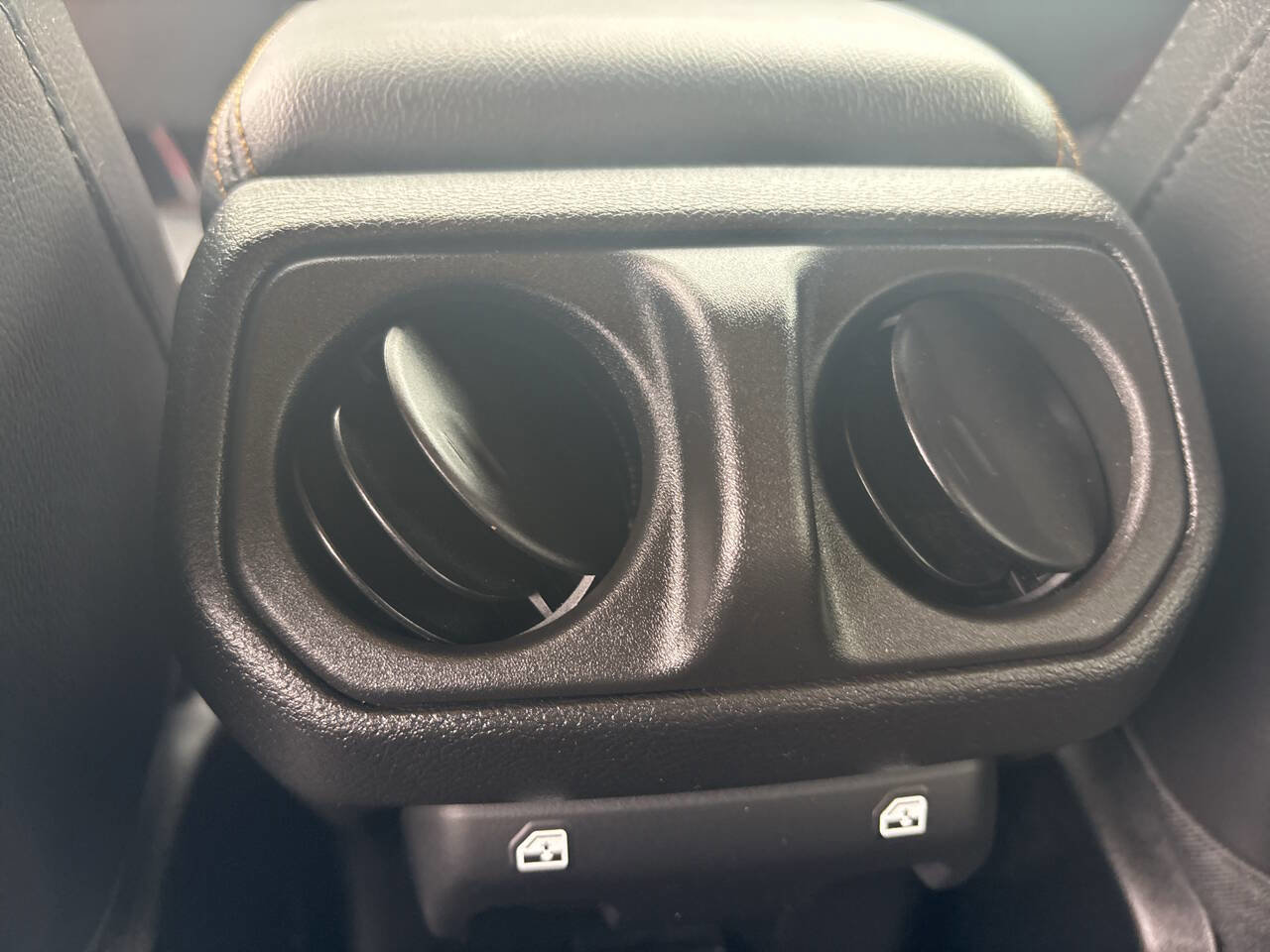 Used 2024 Jeep Wrangler Unlimited Sahara w/ Safety Group AWD/4WD image 34