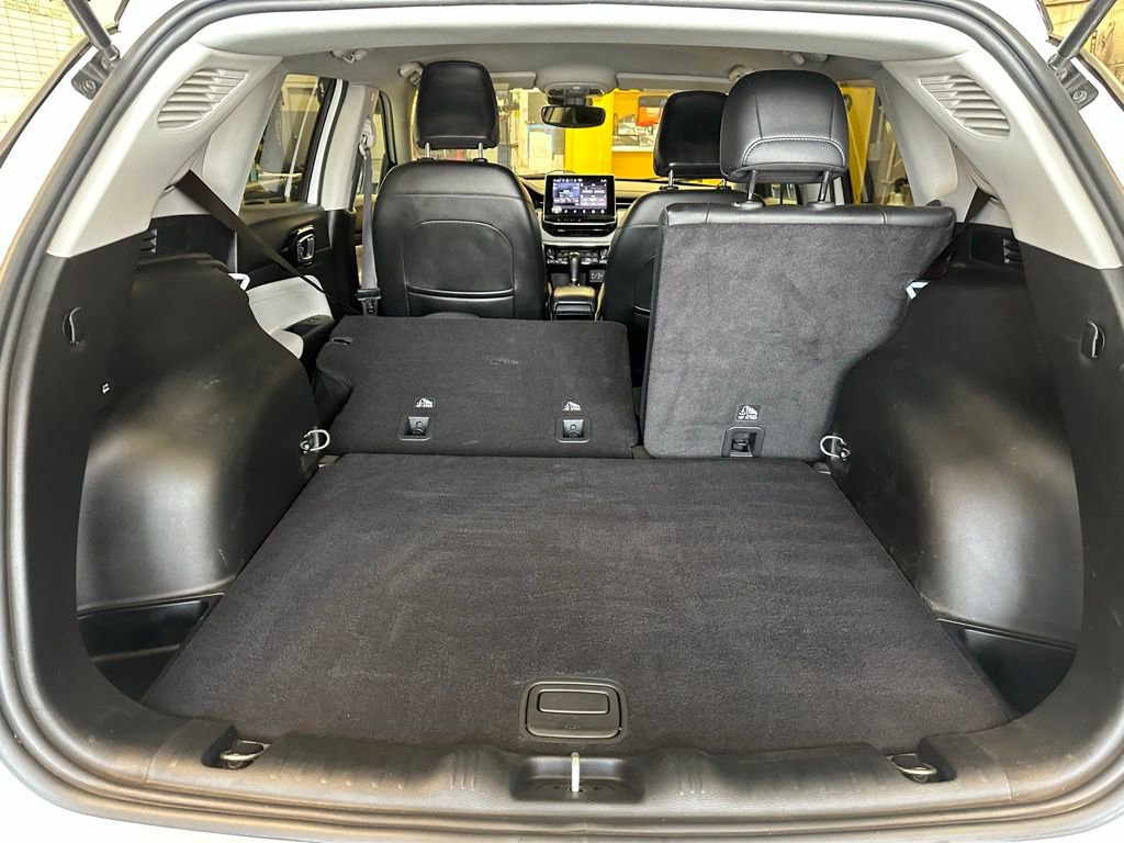 Used 2022 Jeep Compass Limited image 32