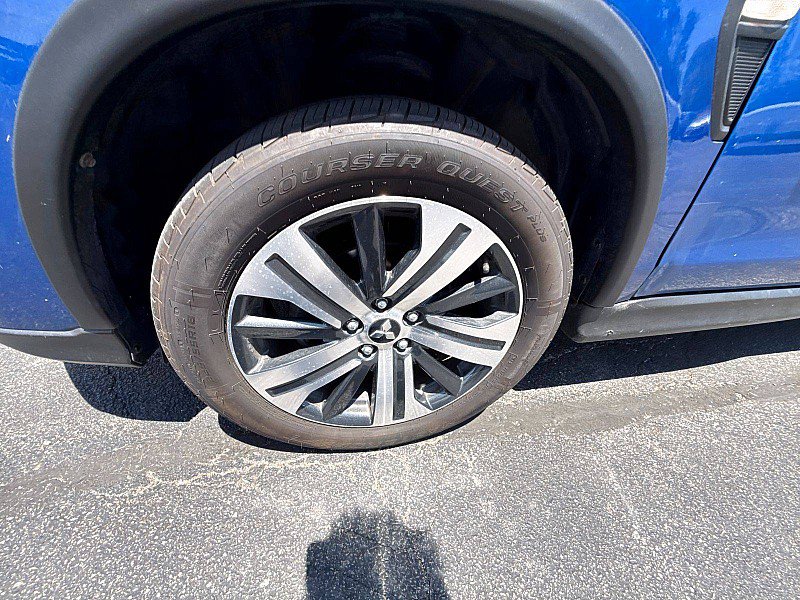 Used 2020 Mitsubishi Outlander Sport ES FWD image 14