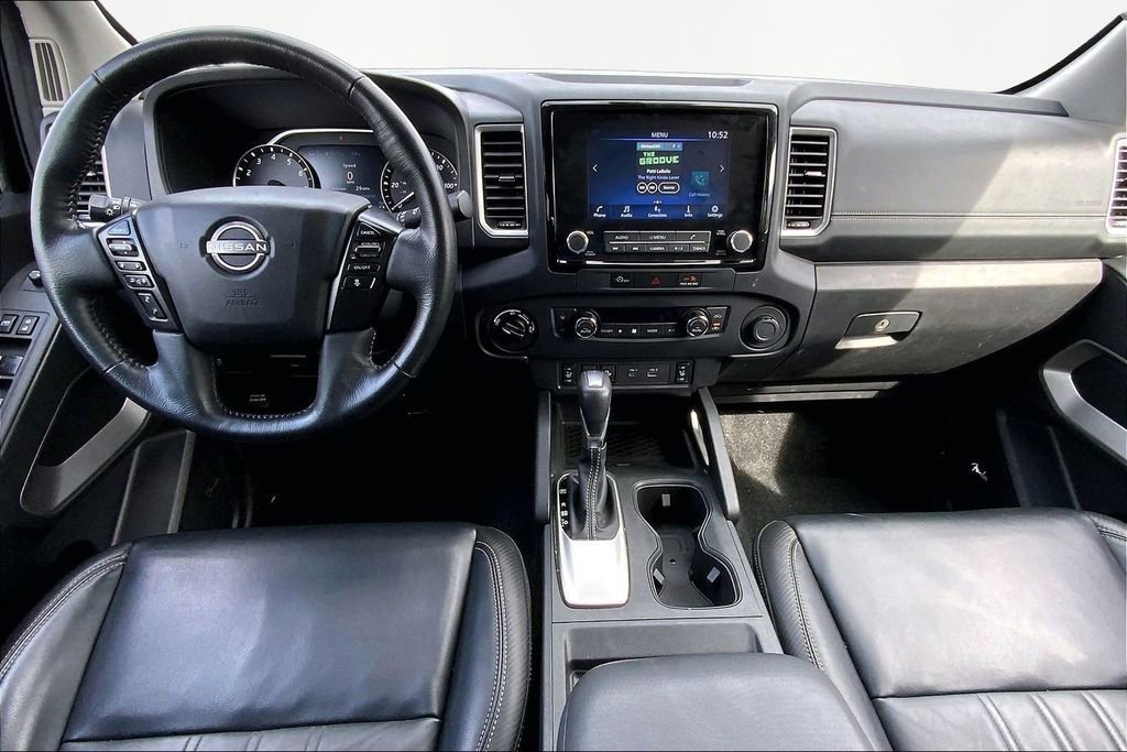 Used 2023 Nissan Frontier SV w/ SV Premium Package image 7