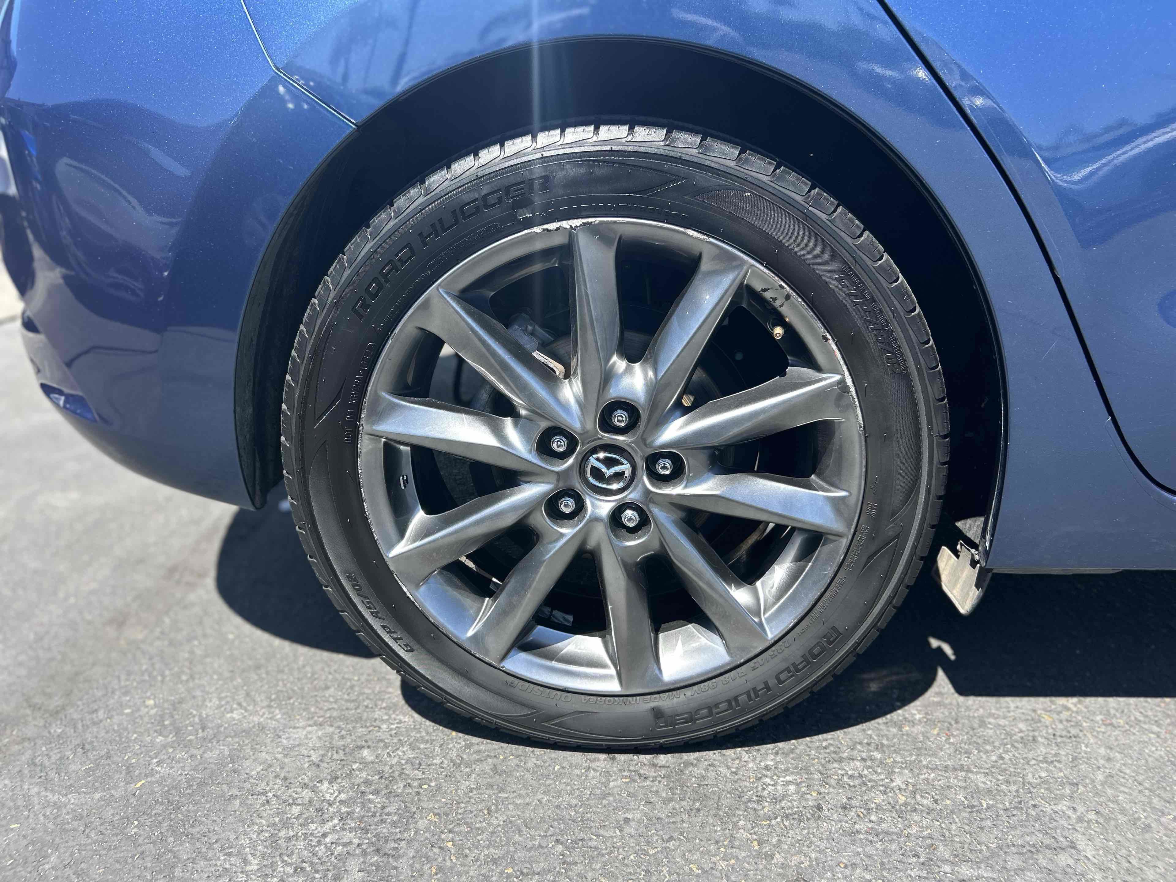 Used 2018 MAZDA MAZDA3 Touring image 26