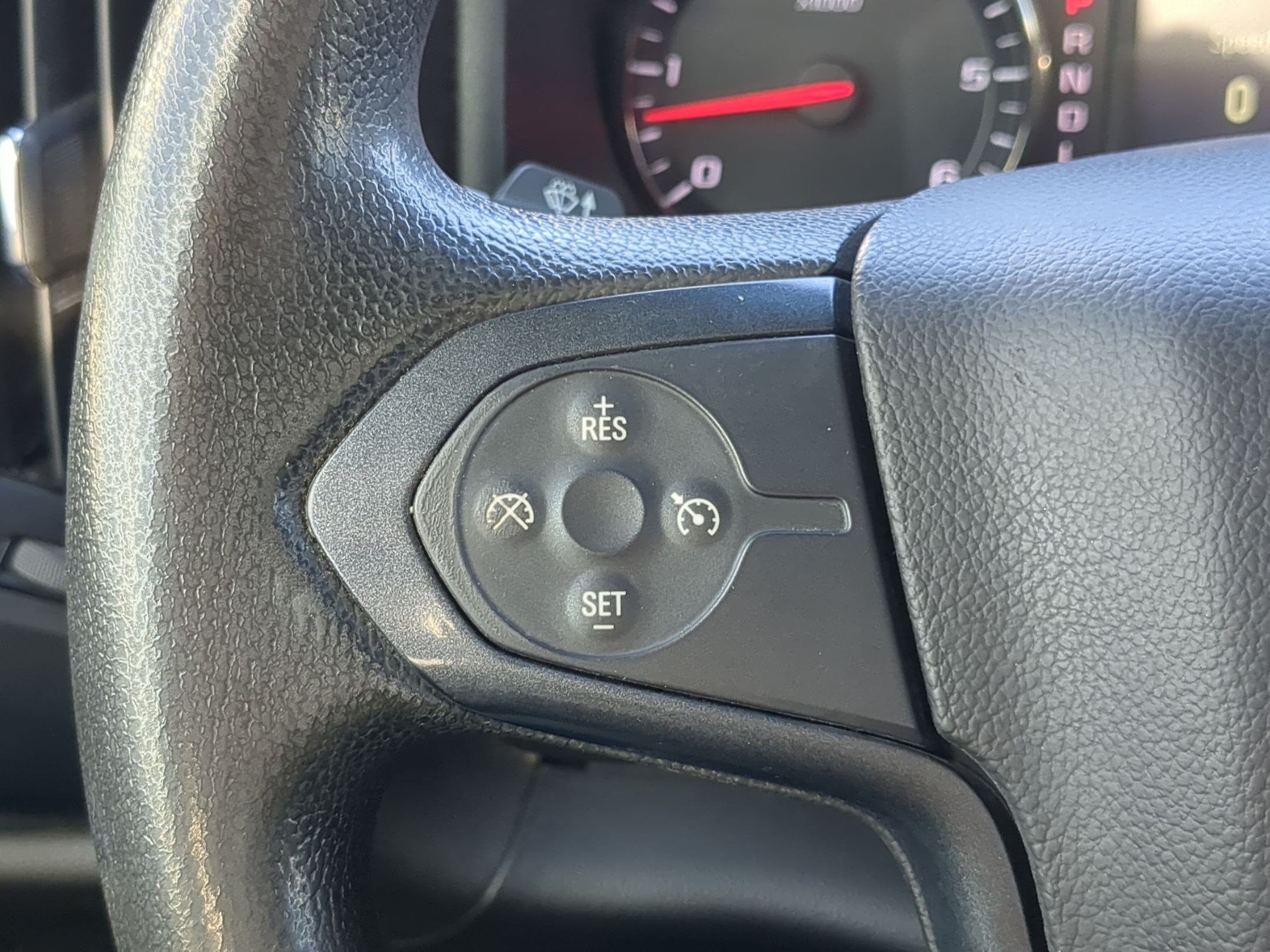 Used 2018 GMC Sierra 1500 2WD Regular Cab image 16