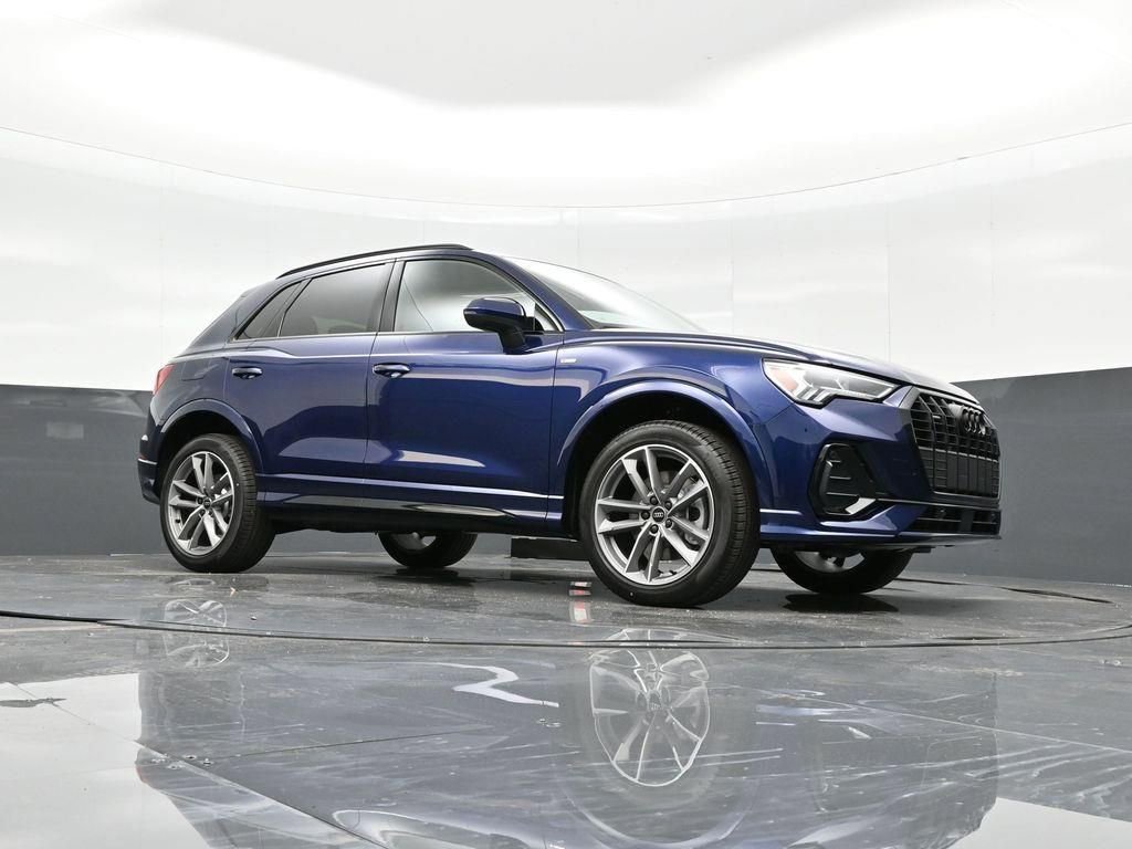 New 2025 Audi Q3 2.0T Premium image 27
