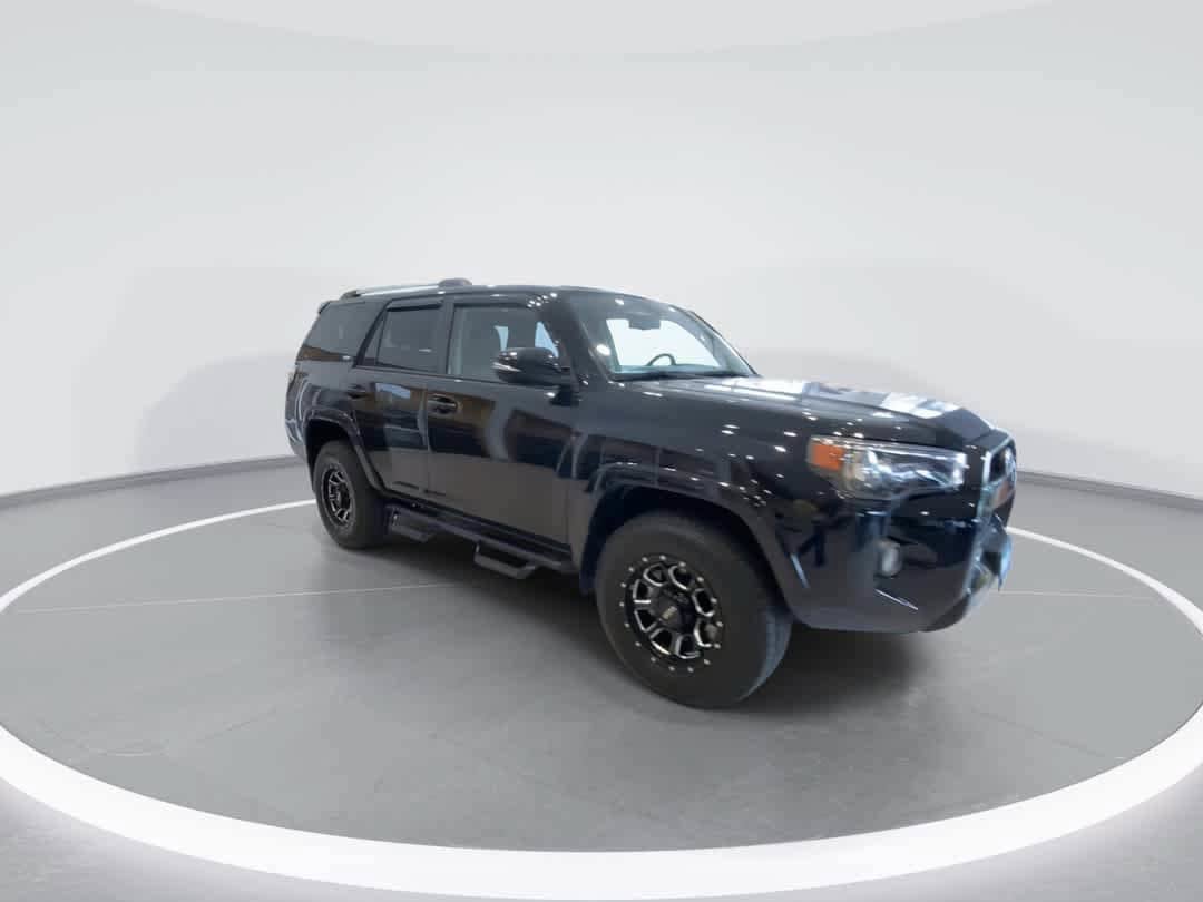 Certified 2019 Toyota 4Runner SR5 Premium AWD/4WD image 2