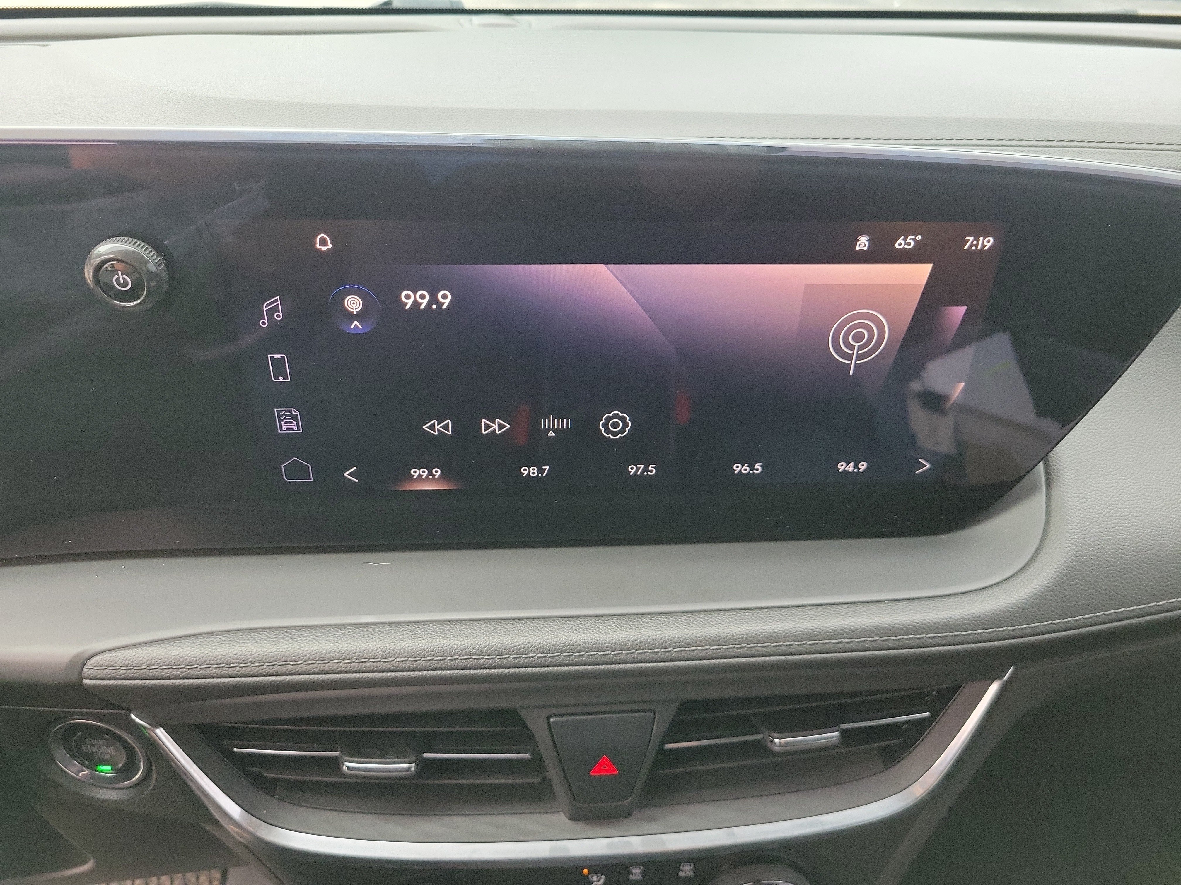 Used 2024 Buick Encore GX Preferred w/ Advanced Technology Package FWD image 15