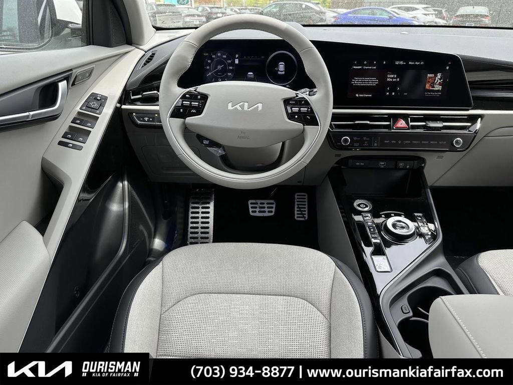 New 2025 Kia Niro Wave w/ Wave Preserve Package image 8