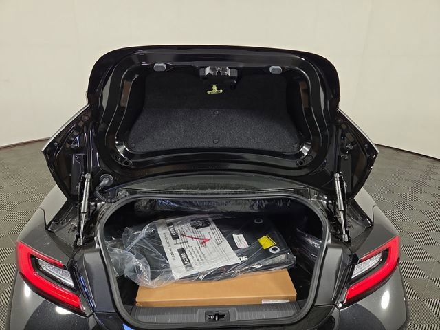 New 2025 Toyota GR86 Premium image 30