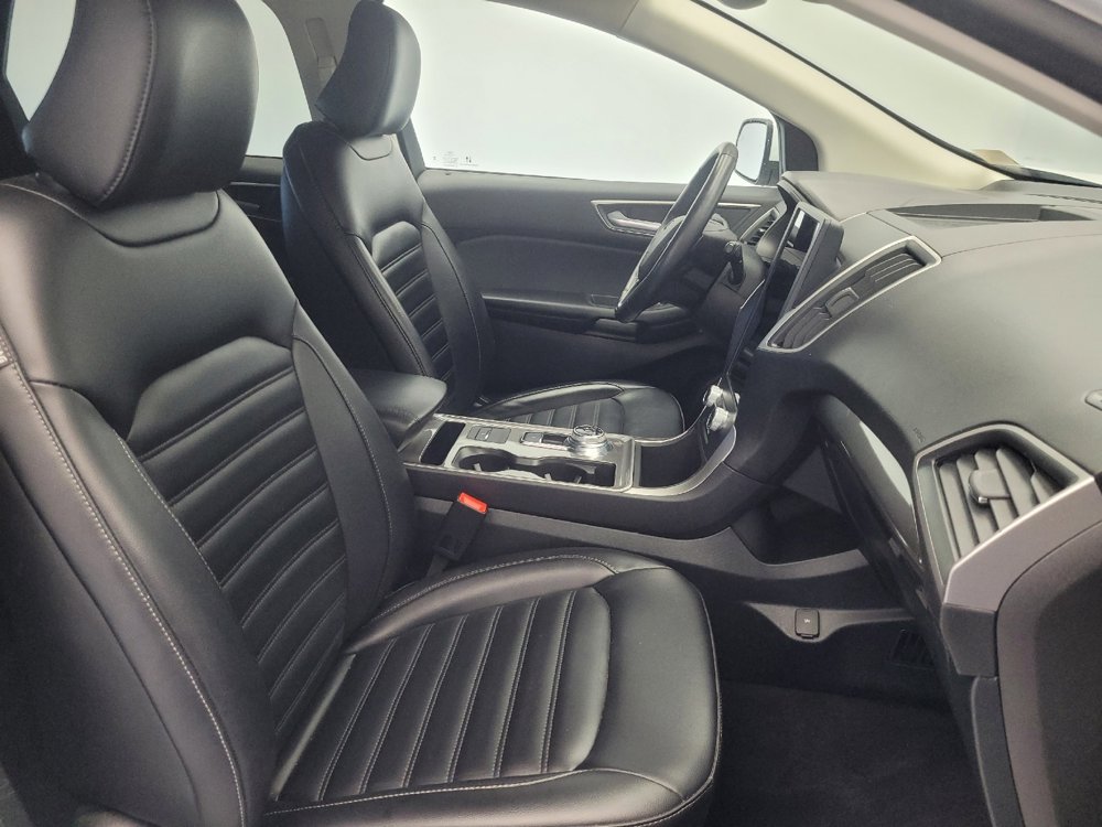 Used 2023 Ford Edge SEL image 21