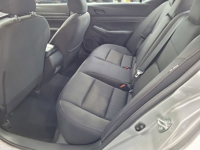 Used 2024 Nissan Altima 2.5 SV image 18