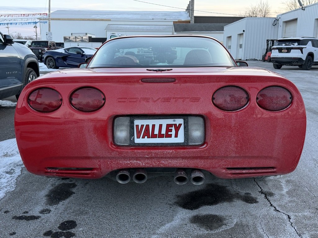 Used 2000 Chevrolet Corvette Coupe image 12