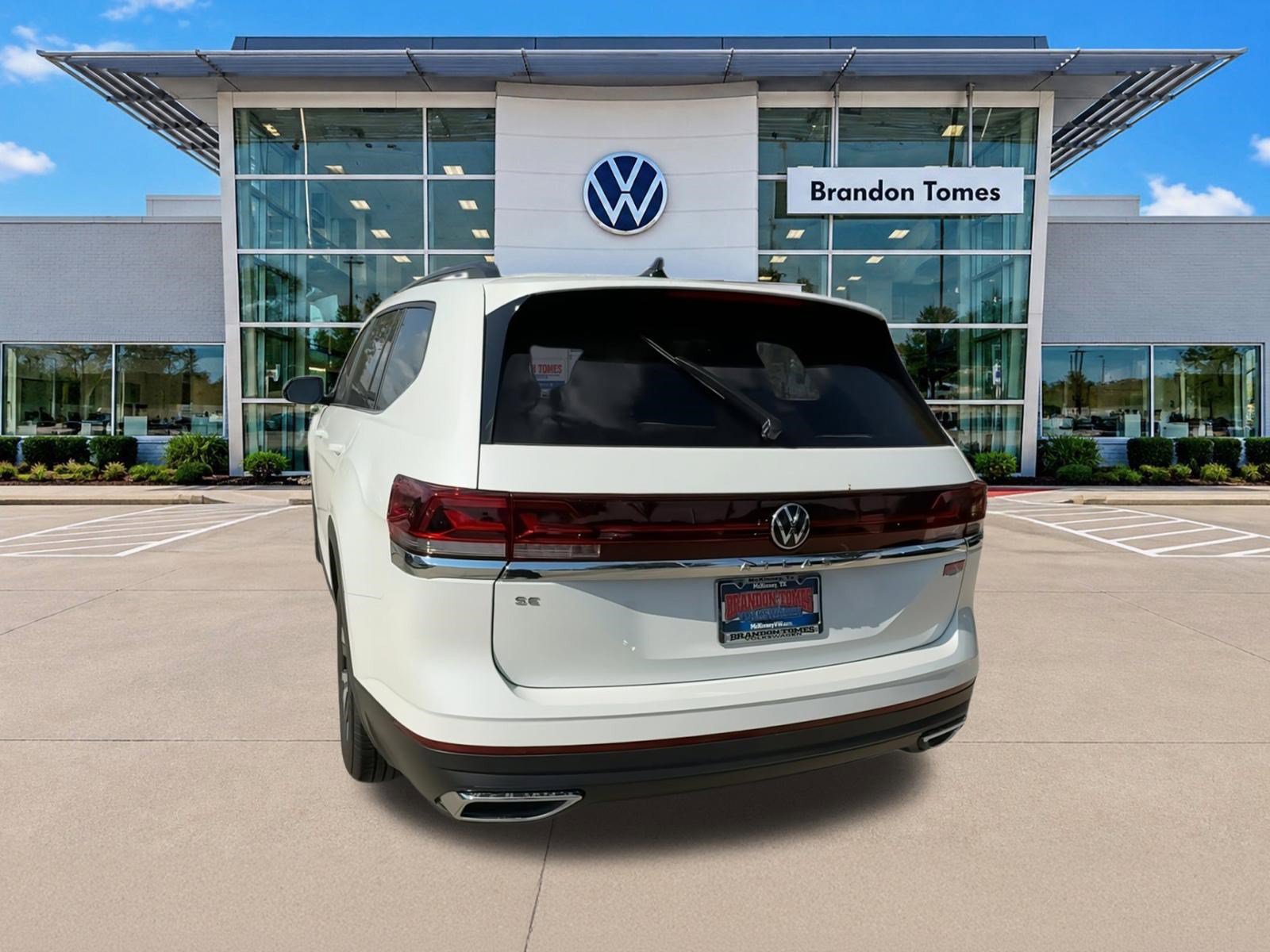 Used 2026 Volkswagen Atlas SE FWD image 7